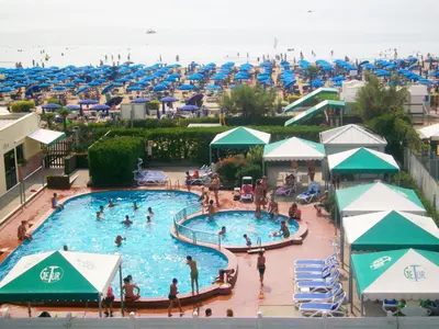 Piscina di Hotel Caravelle&MiniCaravelle o nelle vicinanze