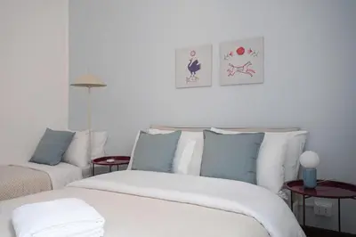 Letto o letti in una camera di Modern 9 pax Group Apt Mestre Stn Venice 4 Min