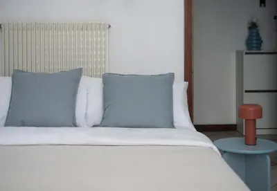 Letto o letti in una camera di Modern 9 pax Group Apt Mestre Stn Venice 4 Min