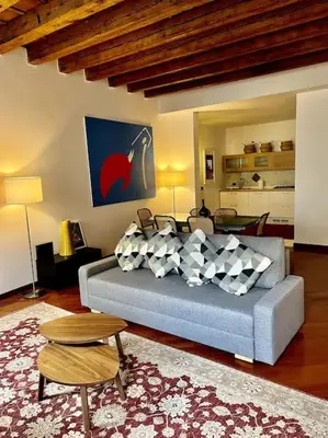 Area soggiorno di Il Portico. Charm apartment, Vicenza downtown.