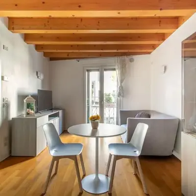 Maison Latino 7 by Welc(h)ome