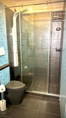 Bagno di Roses' Home