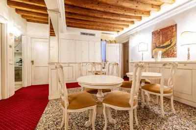 Area soggiorno di Residence Ca' di Malta Arsenale by Wonderful Italy