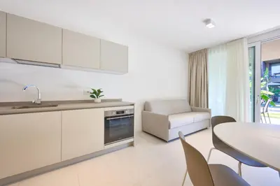 Cucina o angolo cottura di Sun Village Apartments