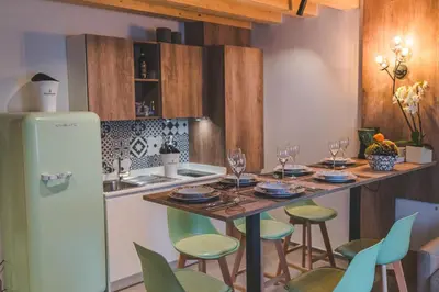 Cucina o angolo cottura di BATTISTI HOSPITALITY - motocicletta