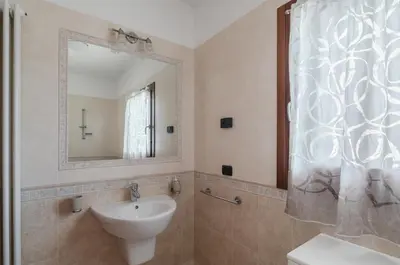 Bagno di GuestHost - Sweety Kalimera House with Private Parking&Garden!