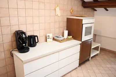 Cucina o angolo cottura di HT - Casa del Poeta nel cuore di Padova