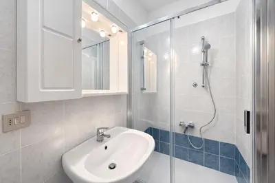 Bagno di Appartamento Shopping Center - Carraro Immobiliare - Family Apartments