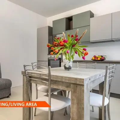 GIGI HOUSE -appartamento PIAZZA MAZZINI- 200m dal mare