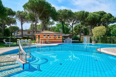 Piscina di Jesolo Pines Beach House - Host Solution o nelle vicinanze