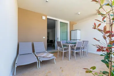 Patio o area all'aperto di Wave Island! Luxury resort a Jesolo - Piscina e Park free!