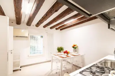 Cucina o angolo cottura di San Marco, centrale, moderno adatto per coppia