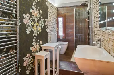 Bagno di Attico di Piazza Cima