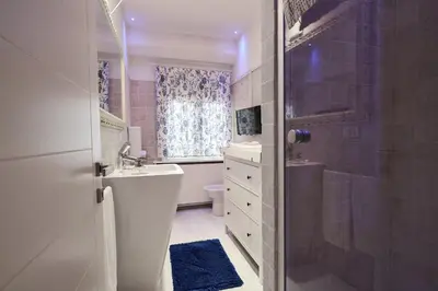 Bagno di Attico di Piazza Cima