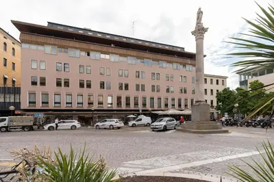 Planimetria di enJoy Home - Downtown Nest in Piazza Garibaldi