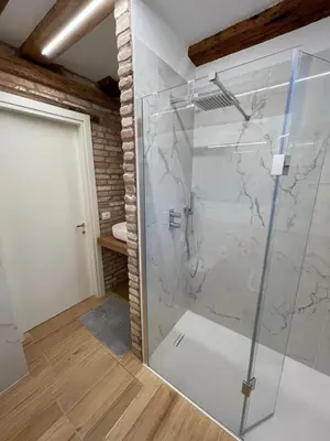 Bagno di Loft for couples close to the Ghetto