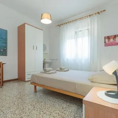 Jesolo Lido Free Parking - 4 Guests - Near Beach - app 2