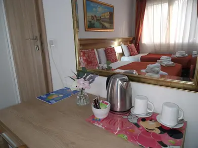Set per la preparazione di tè e caffè presso Hotel Tito