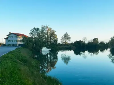 Paesaggio naturale nelle vicinanze della villa