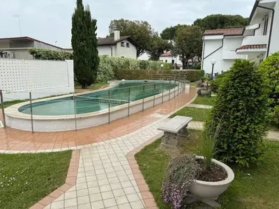 Piscina di App4rent Residence Gaia 12 - in centro, con piscina, posto auto... o nelle vicinanze