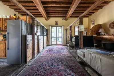 Cucina o angolo cottura di Scuderia Country Mansion 3300SquareFeet