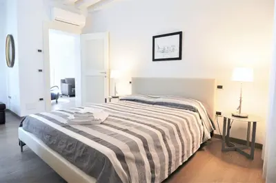 Letto o letti in una camera di Stylish apartment 100 meters from San Marco square