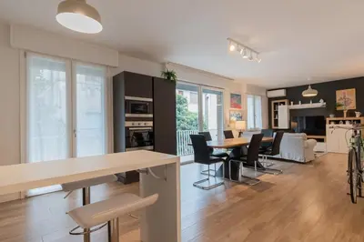 Planimetria di Art Home x4 in centre with private parking