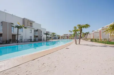 Piscina di Wave Island Batt E18 o nelle vicinanze