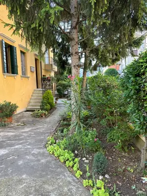 Giardino di Arham Guesthouse Bembo 11
