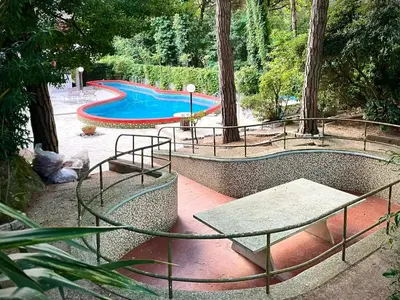 Piscina di Appartamento VILLA ALBA nel cuore della Pineta o nelle vicinanze
