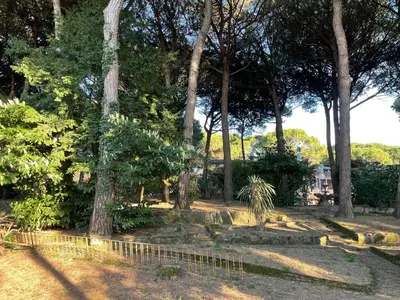 Giardino di Appartamento VILLA ALBA nel cuore della Pineta
