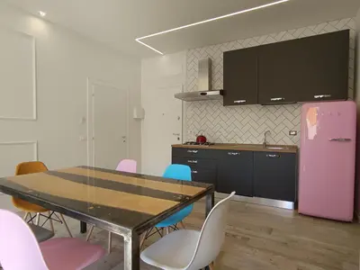 Cucina o angolo cottura di Luxury Apartments Riva Vena VISTA CANALE