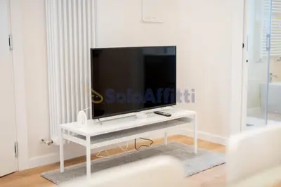 TV o dispositivi per l'intrattenimento presso Nirvana's Home 1 near Venice