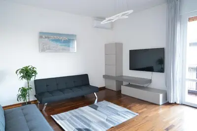 TV o dispositivi per l'intrattenimento presso Venice Home Free Parking