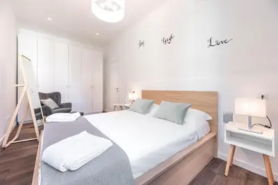 Letto o letti in una camera di Italstay - Belzoni new flat - Private parking