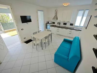 Cucina o angolo cottura di Holiday Homes in Rosolina Mare 25014