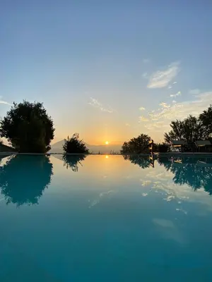 Alba o tramonto visti dall'interno della casa vacanze o dai dintorni