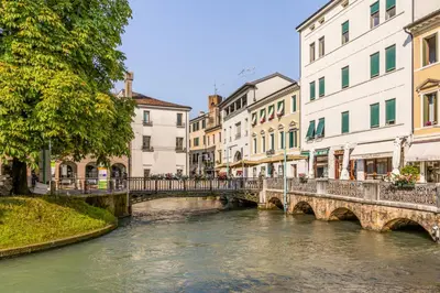 Vista sul fiume nelle vicinanze dell'appartamento