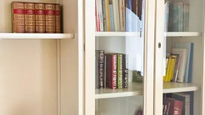 Biblioteca nell'appartamento