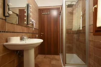 Bagno di Welc-ōM Padova alle Mura
