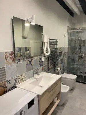 Bagno di Ca'Antica sinagoga - Venice Canal front apartment