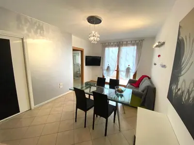 TV o dispositivi per l'intrattenimento presso Easy Access to Venice Apartment