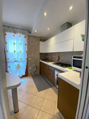 Cucina o angolo cottura di Easy Access to Venice Apartment