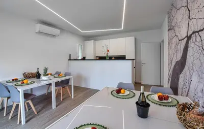 Cucina o angolo cottura di Awesome Home In Montebelluna With Wifi