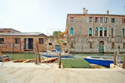 Vista sul fiume nelle vicinanze dell'appartamento