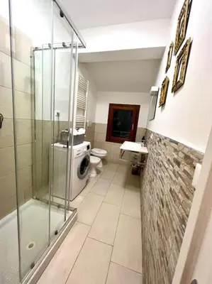 Bagno di Elena s Home piano primo