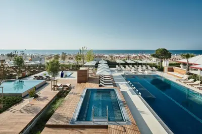Piscina di Falkensteiner Hotel & Spa Jesolo o nelle vicinanze