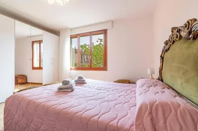 Letto o letti in una camera di Venice Lido - House for 5
