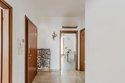 Planimetria di GuestHost - Ida Apartment near the Station!