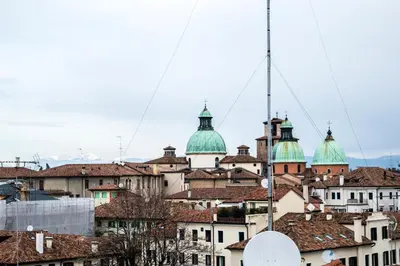 Vista generica su Treviso o vista sulla città dall'interno dell'appartamento